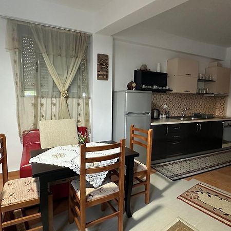 Vila Adriatik 1 Vlore Exterior photo